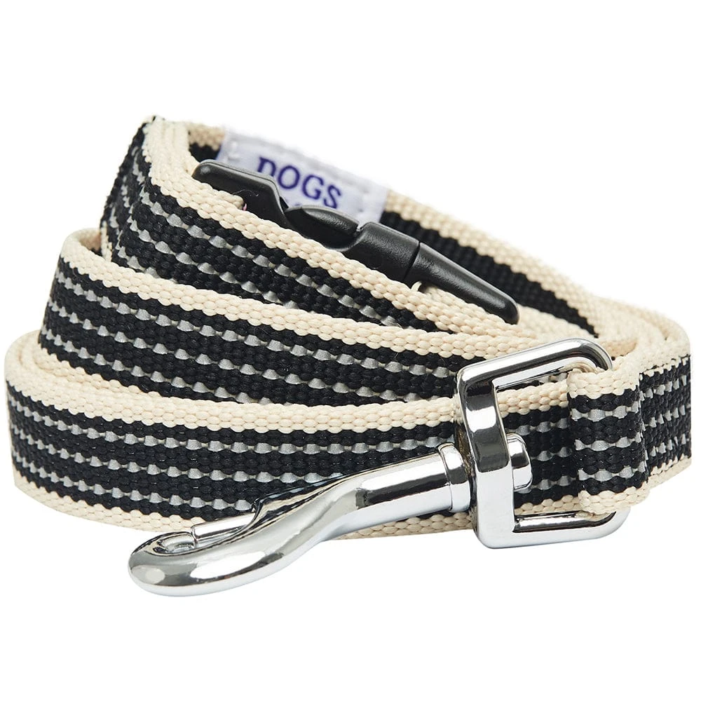 Dogs & Cats & Co. In The Night Dog Leash For Safety 4 Dogs & Cats & Co. In The Night Dog Leash For Safety - Image 4